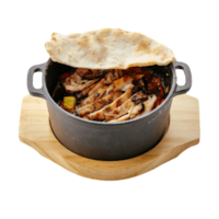 Овощное жаркое с цыпленком под лавашем