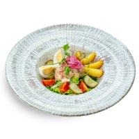 Салат с тунцом и французским соусом